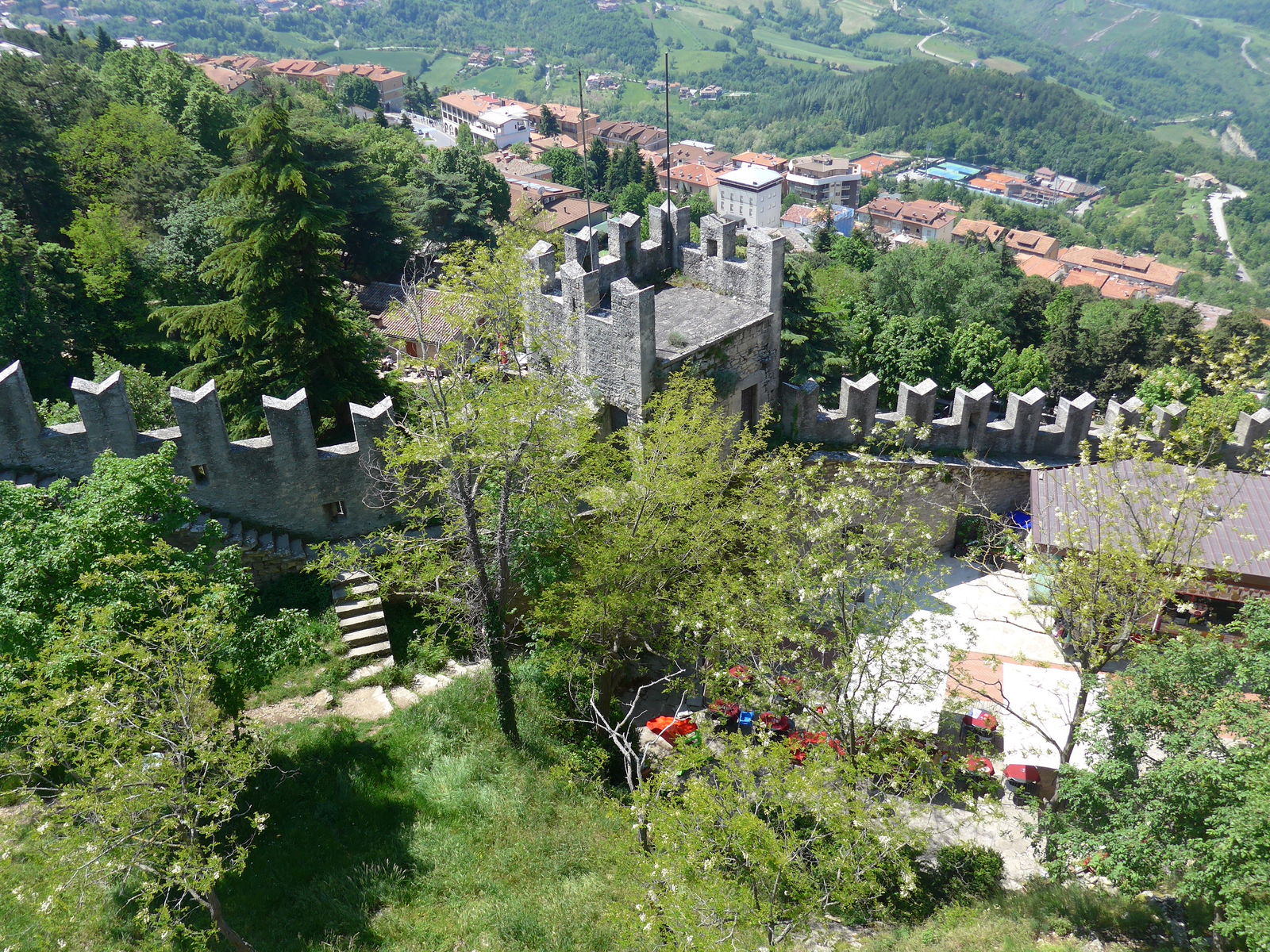 P2080451