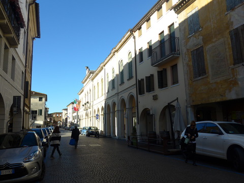 P1950689