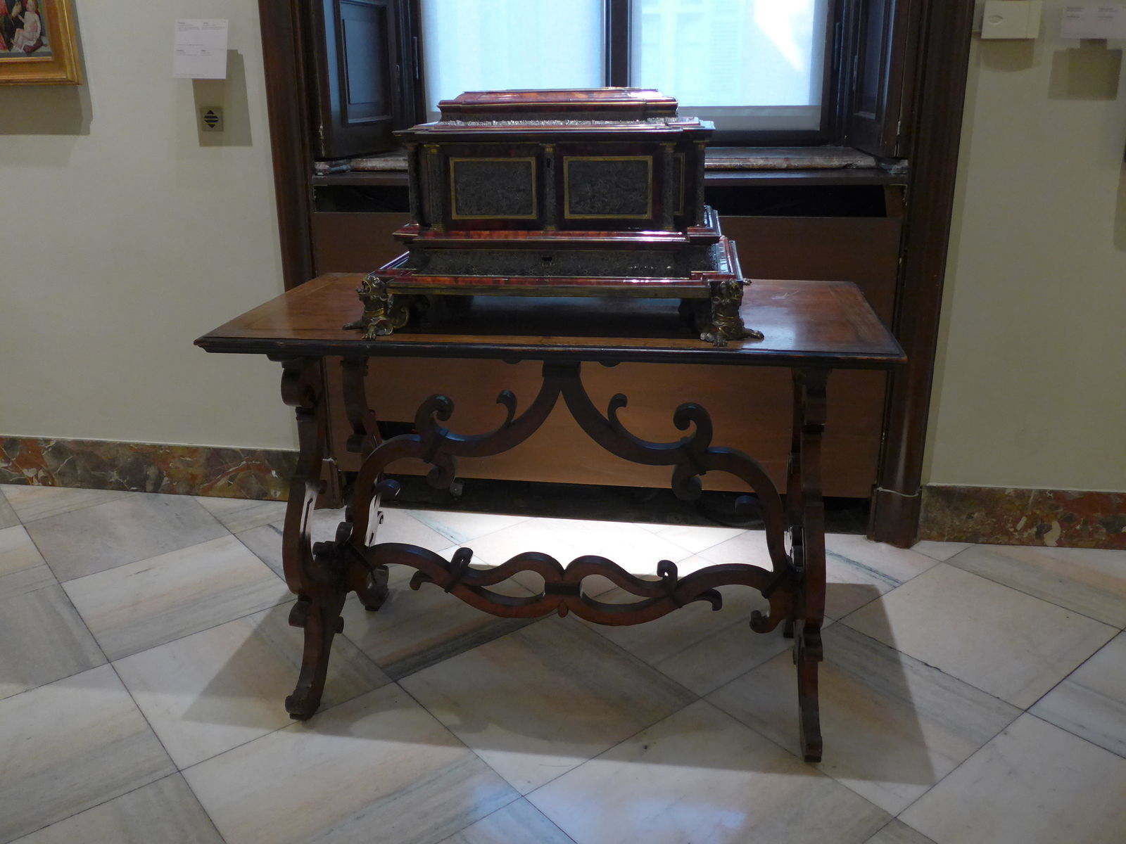 P2640586