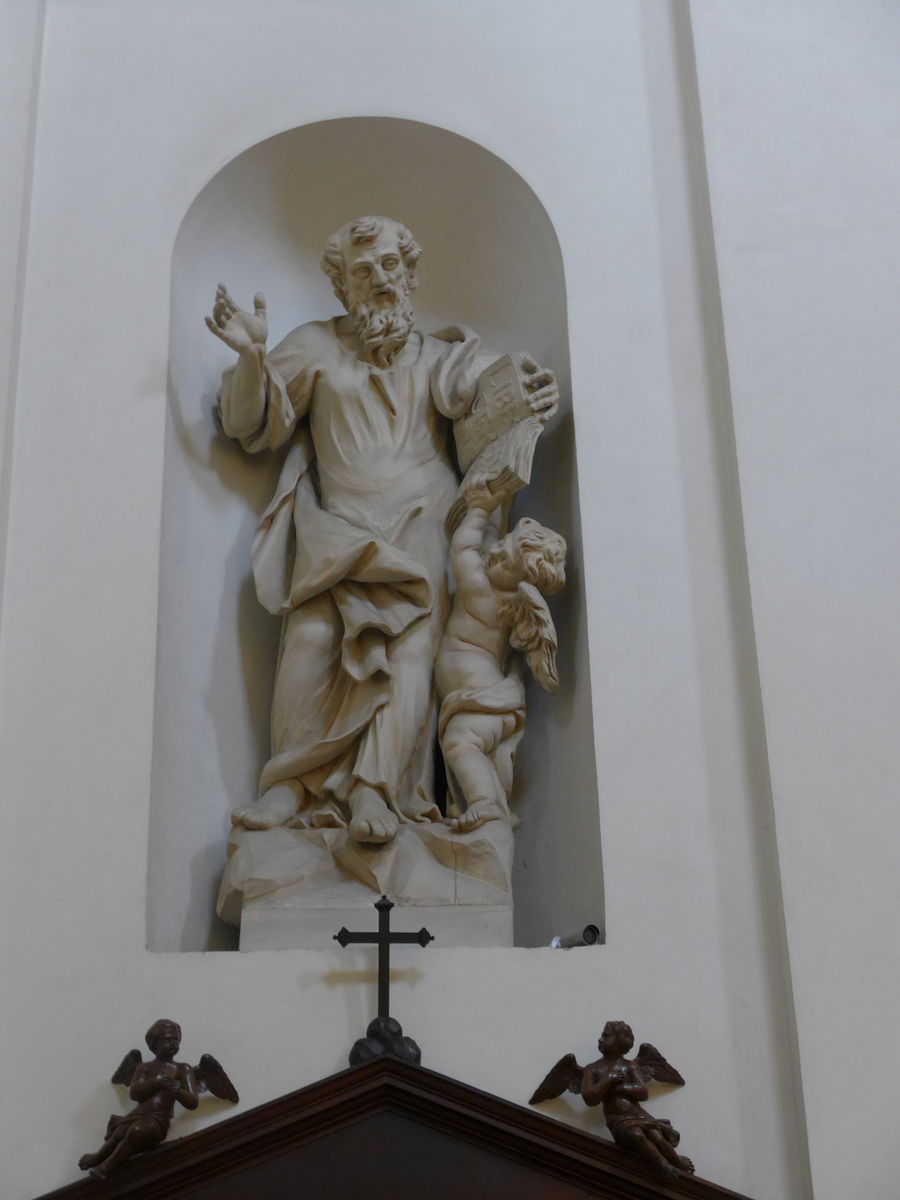 P1930987