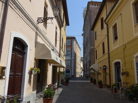 P1670867