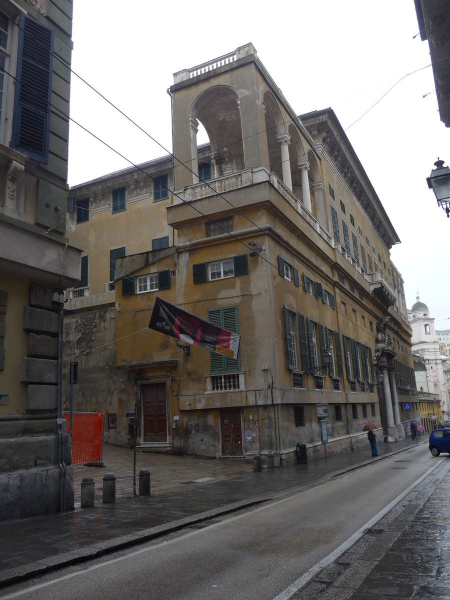 P1870408