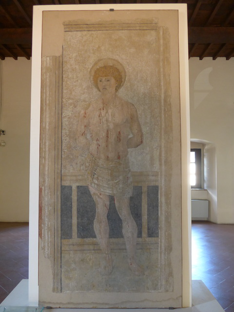 P1730768