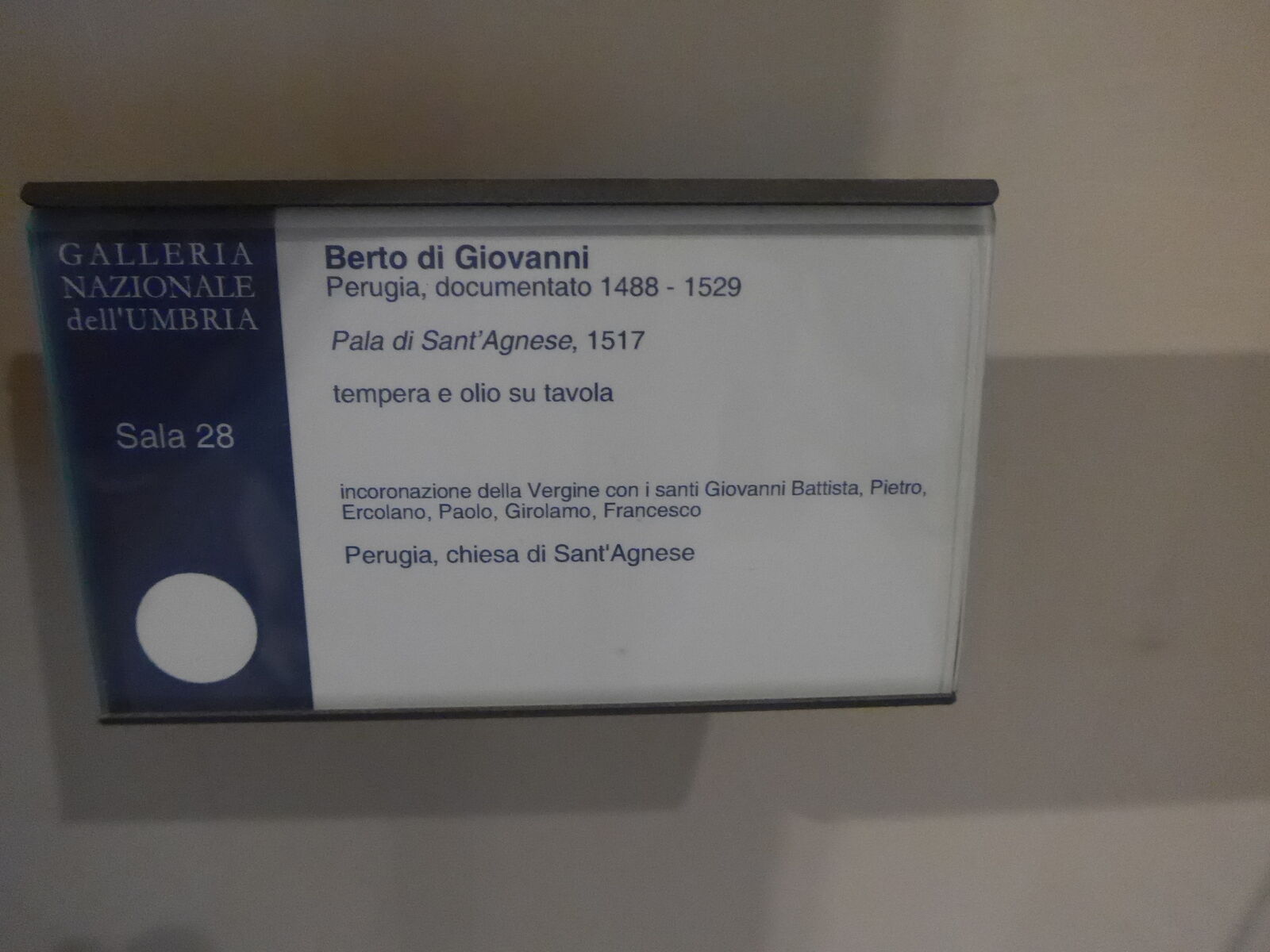 P1710885