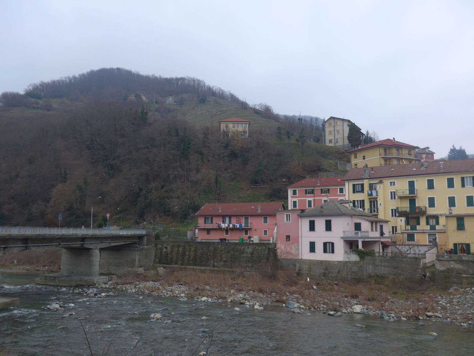 P1890686
