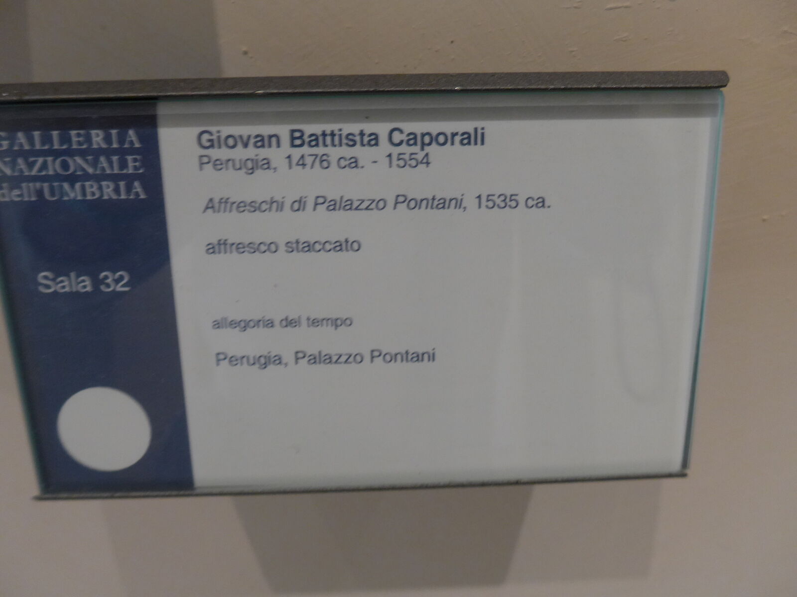 P1710936