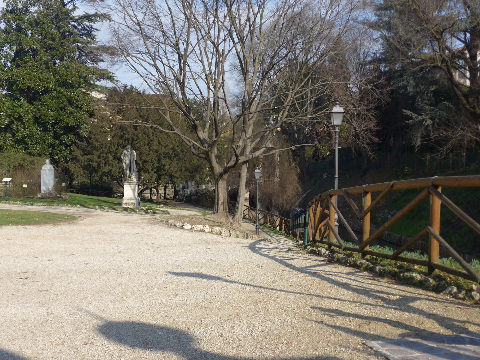 P1930960