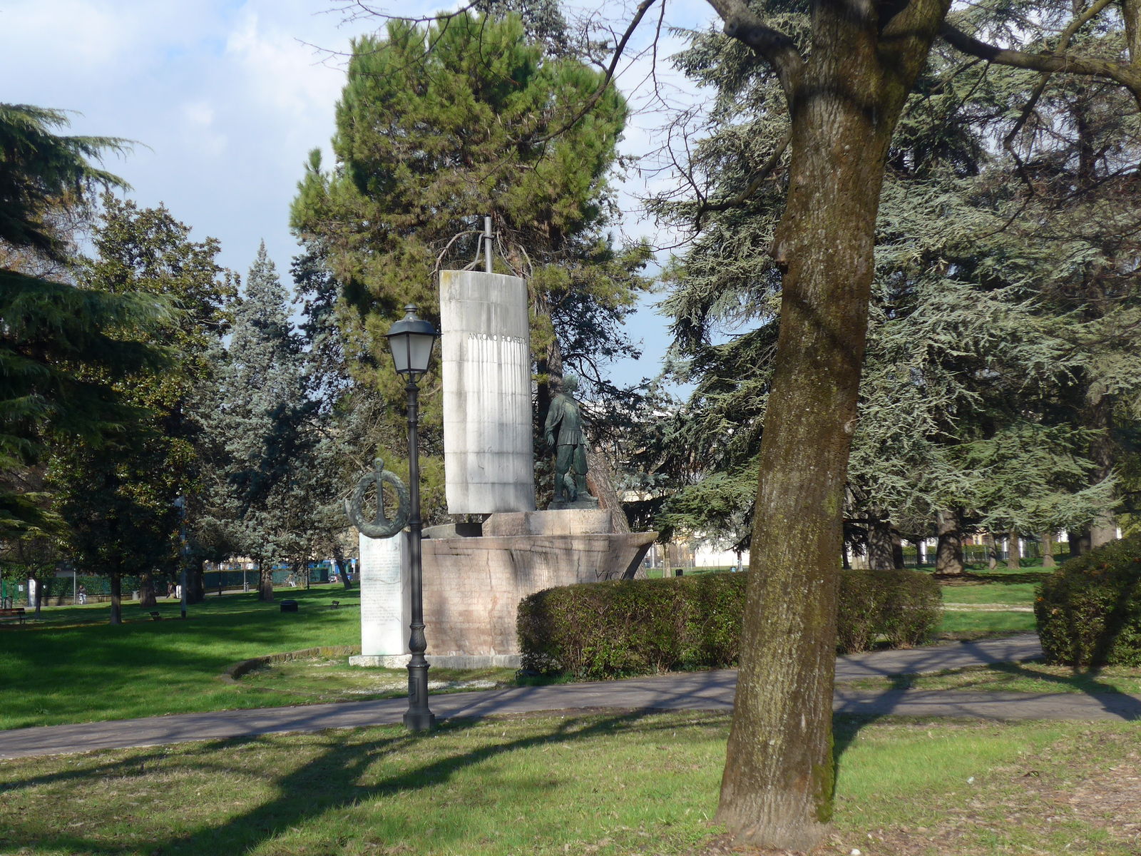 P1930945
