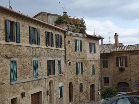 P1420872