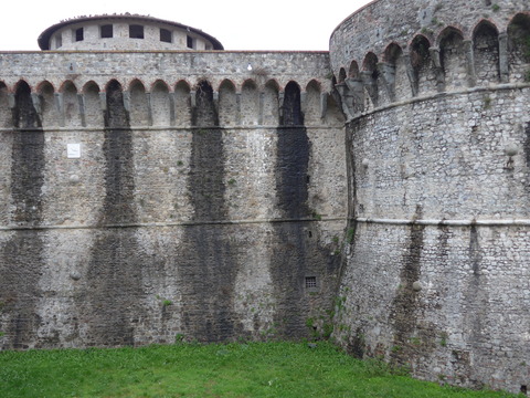 P1860538