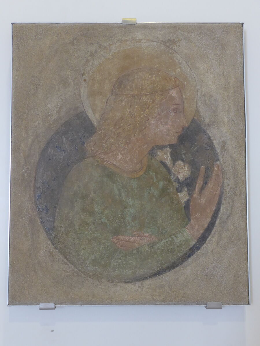 P2370882