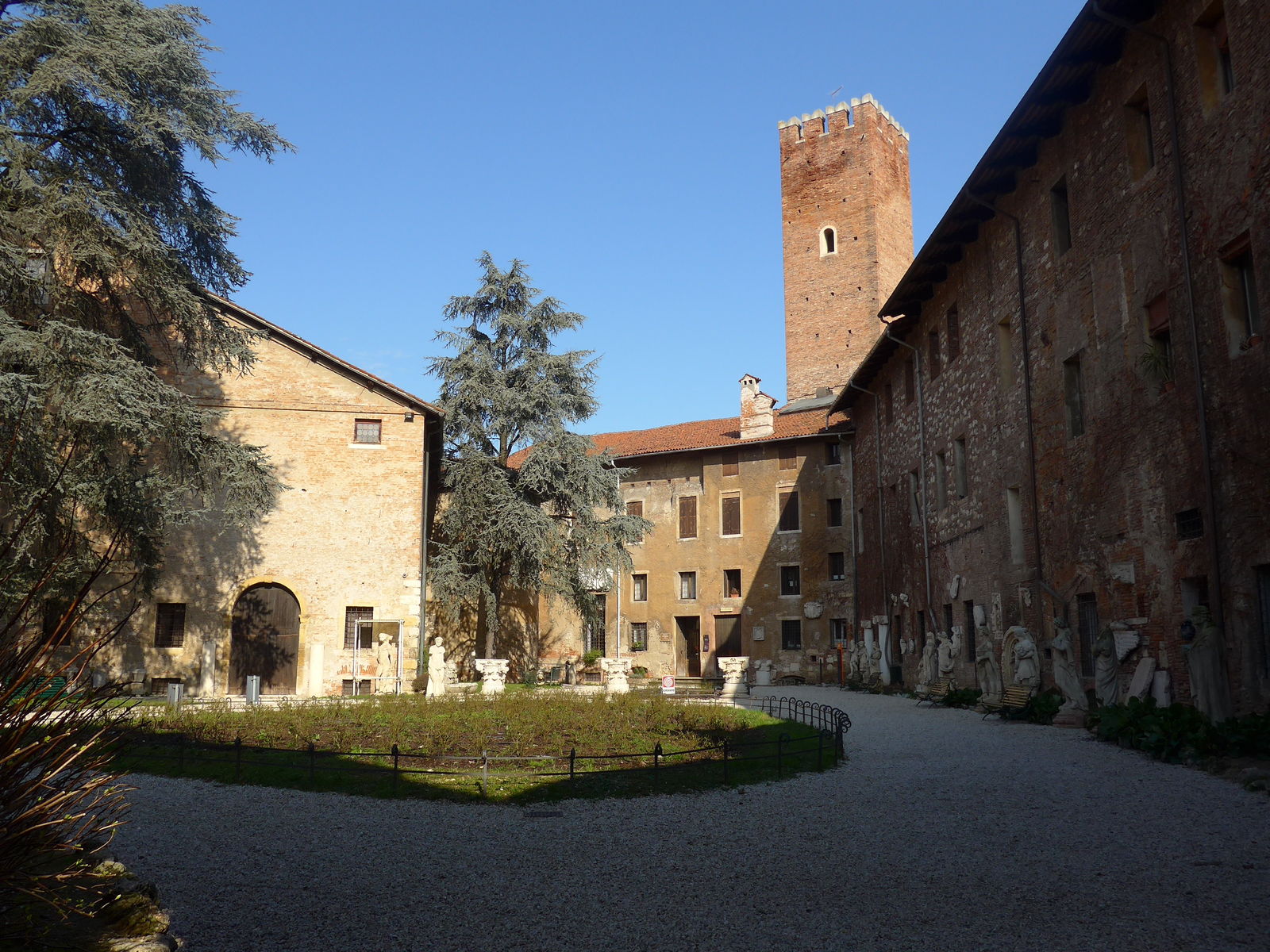 P1940186
