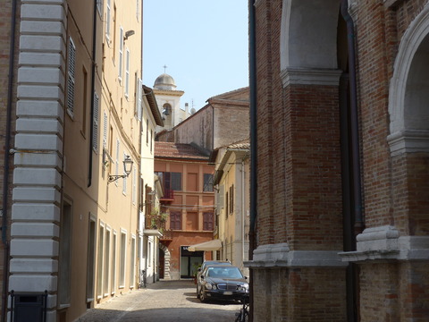 P1670880