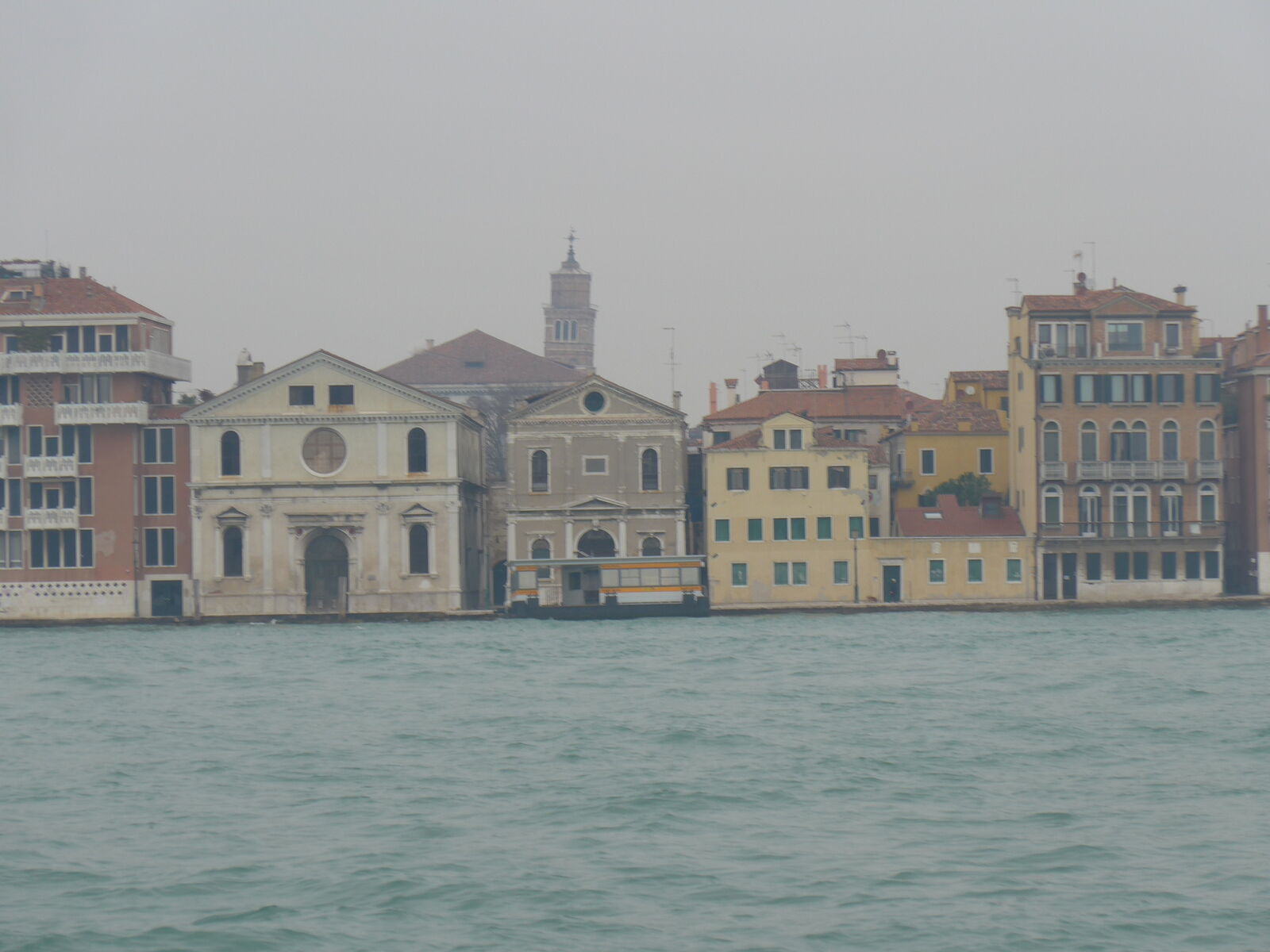 P1980675