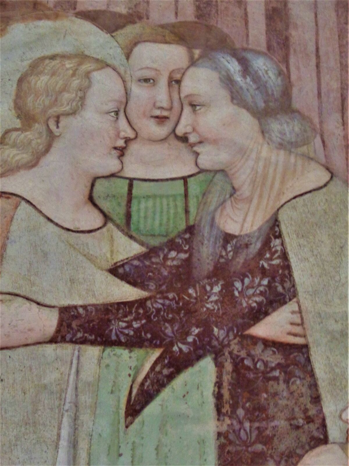 121