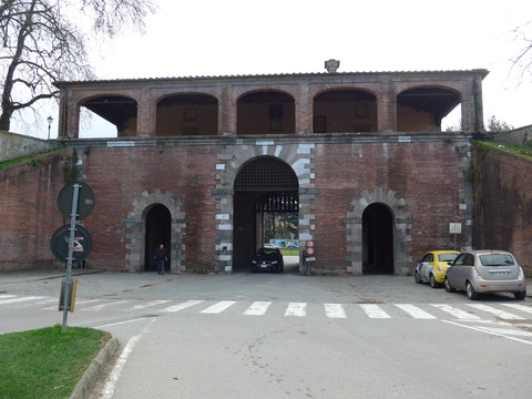 P1830702