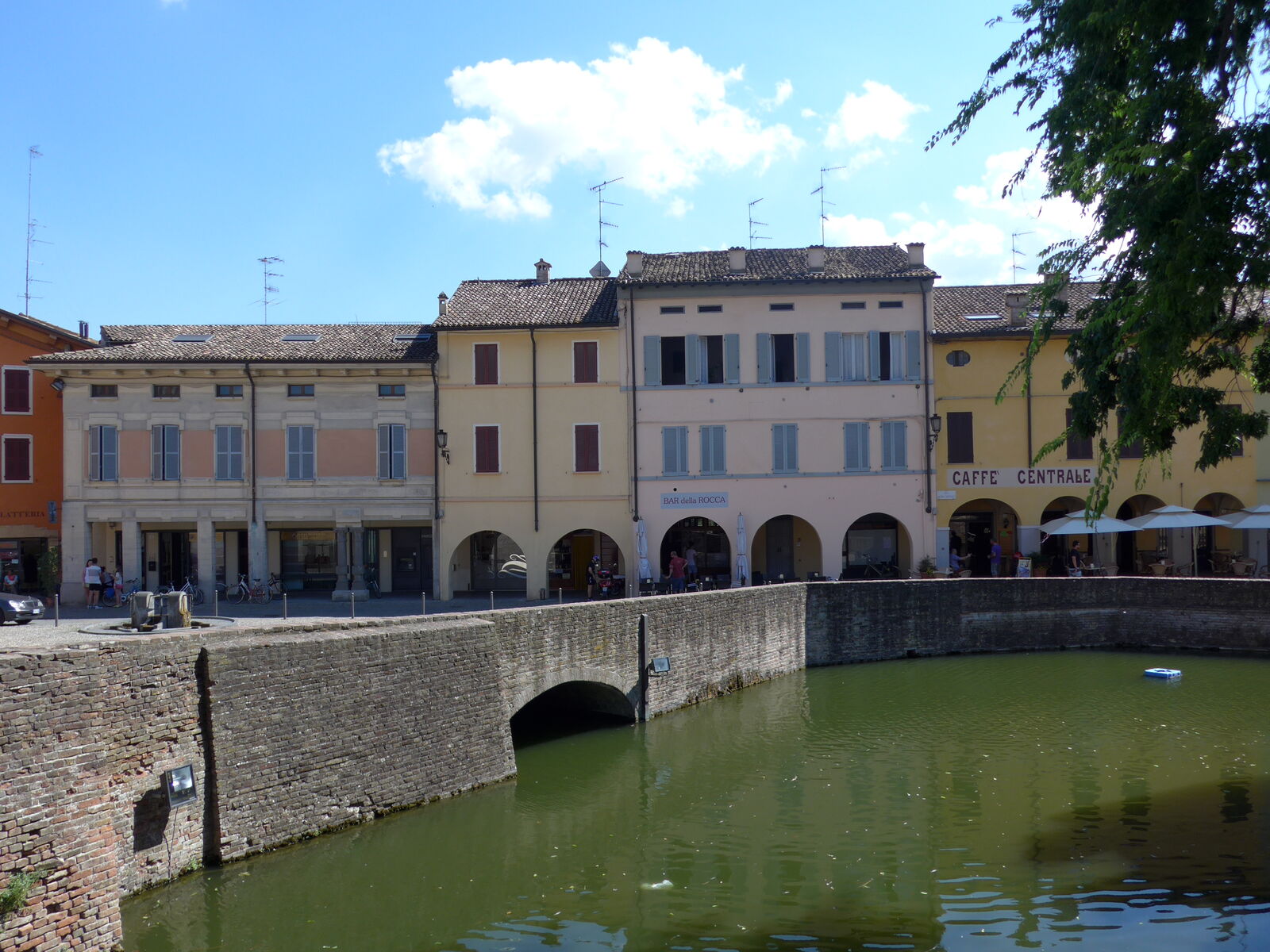 P1210253