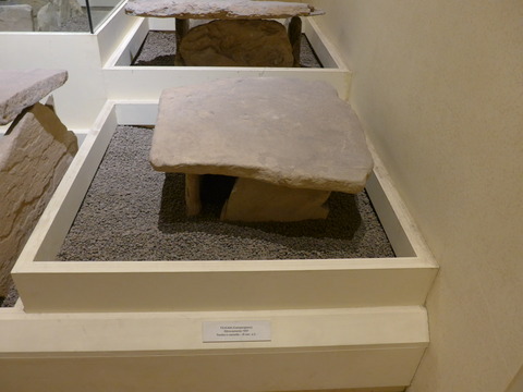 P1830946