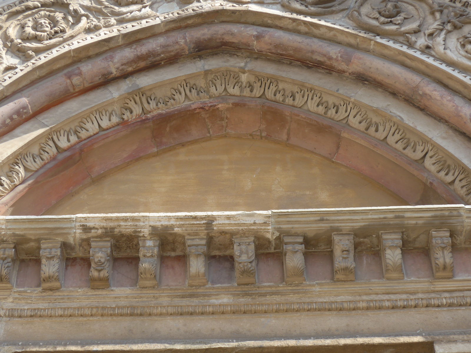P2360047