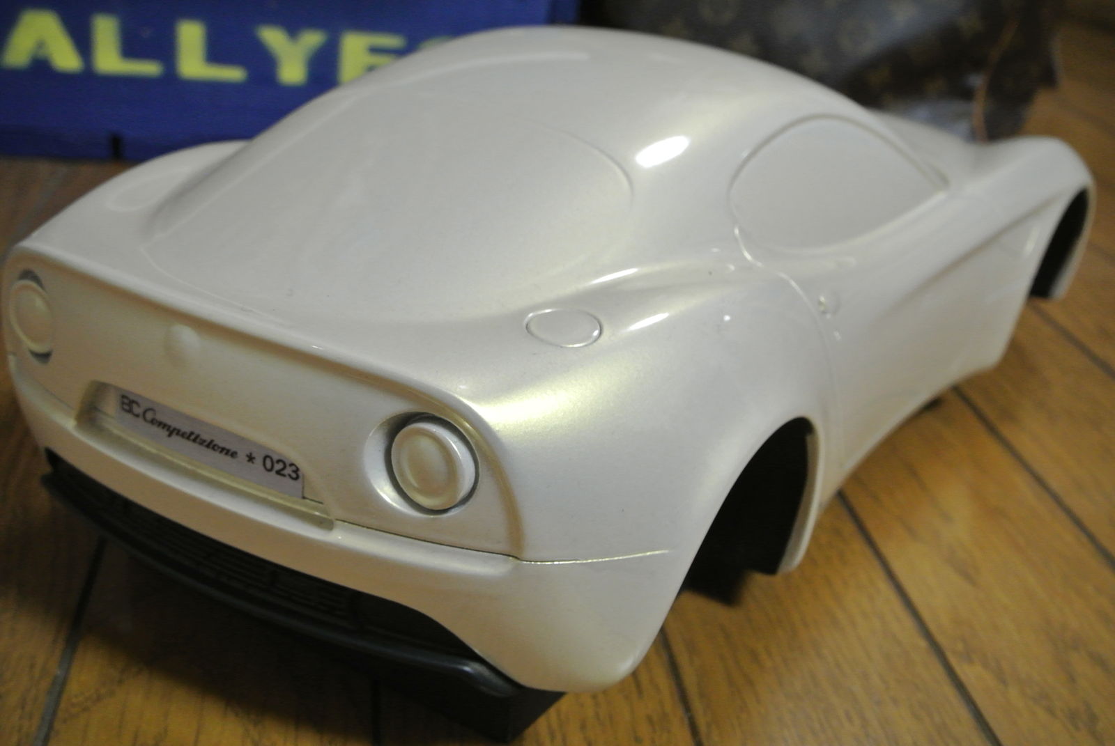 海の恐怖: ホホジロザメに関する 10 の興味深い事実を発見しましょう