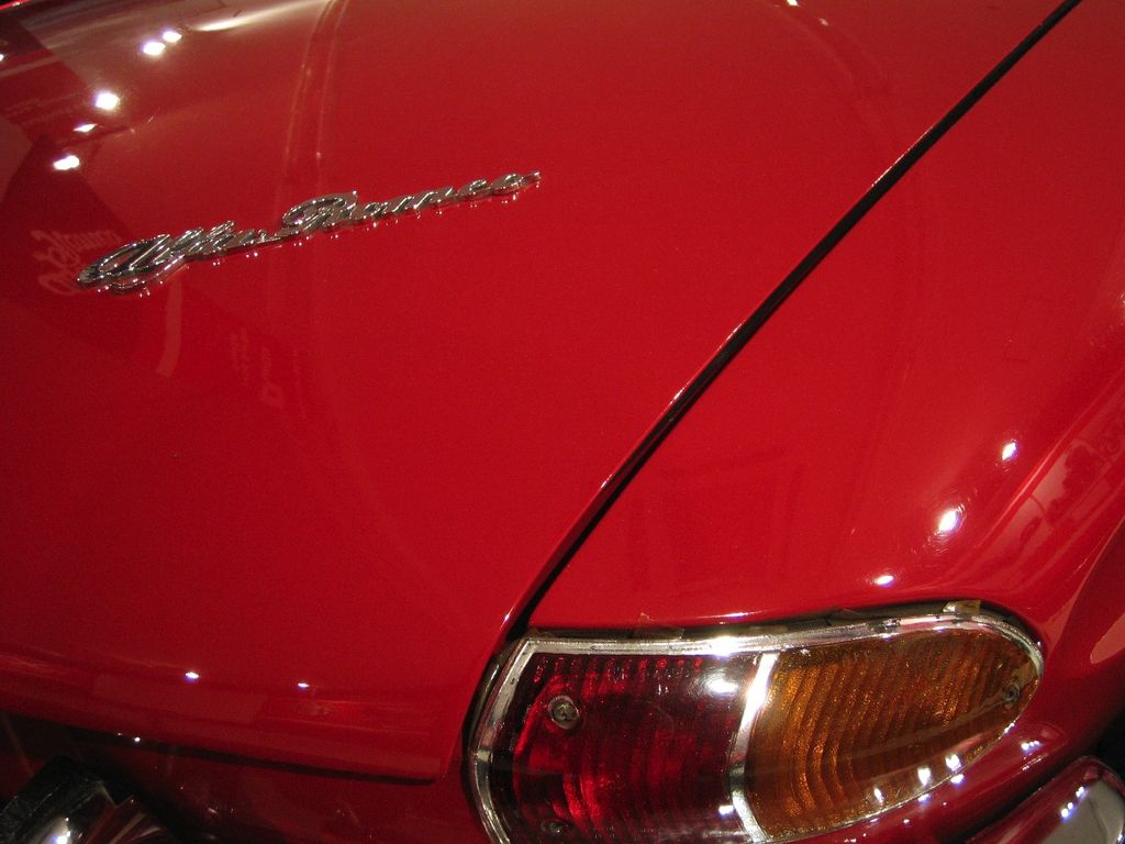 スパイダーマン以前: LGBTQIAPN+ コミュニティの 6 人のスーパーヒーロー