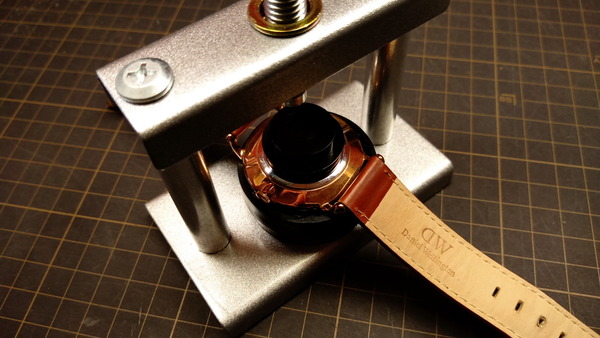 2025年11月23日、14時44分46秒