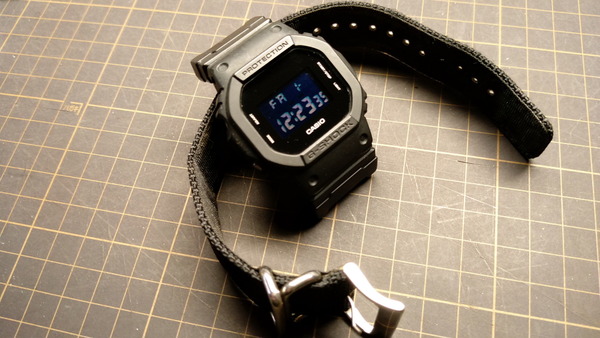 2025年11月14日、16時33分44秒