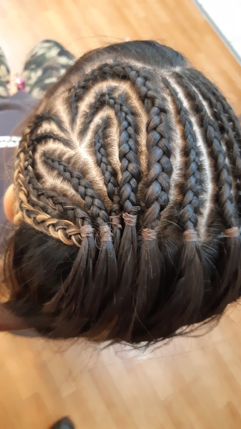 599877771_1474732021323669_446457369700664740_n