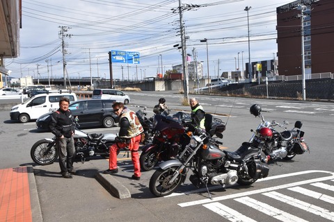 54256469_1950056238450158_1328262715537358848_o