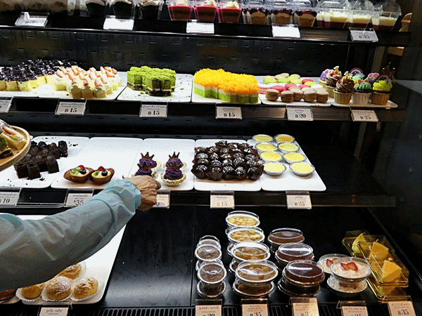 558プチケーキでちょっと休憩