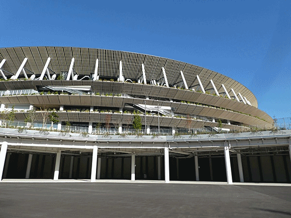 310国立競技場 神宮球場側