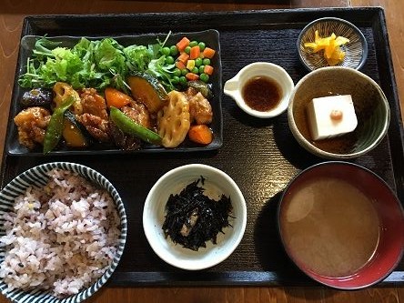 まるみ食堂8