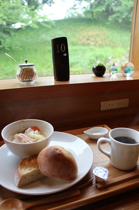 水辺のカフェ2