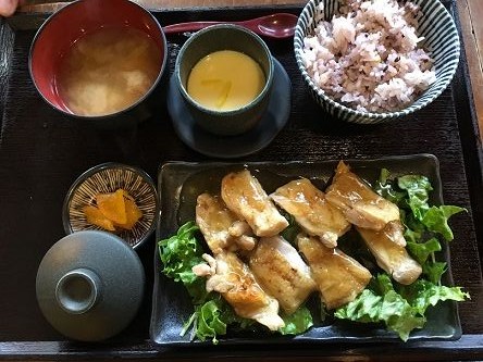 まるみ食堂10