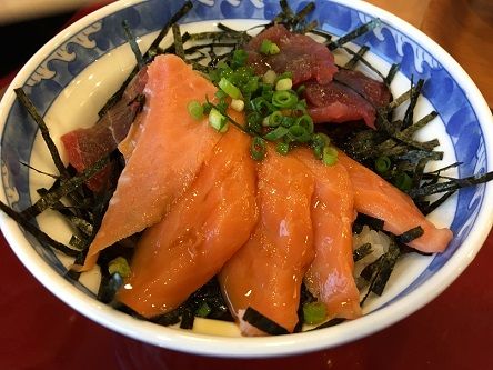 海鮮丼