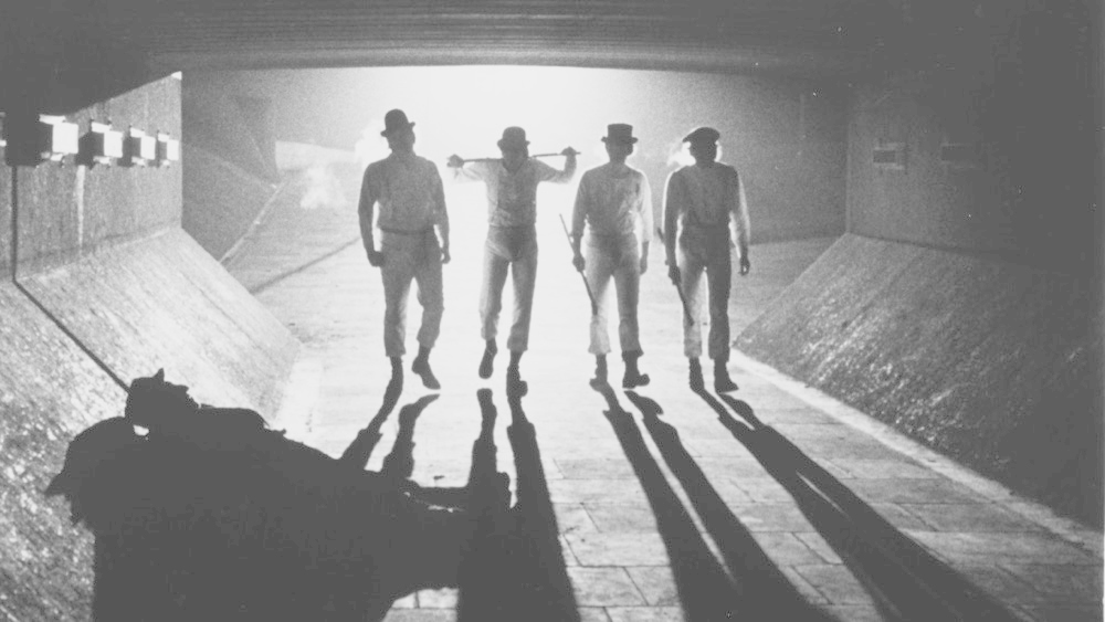 clockwork-orange-a-1971-026-droogs-underpass-black-white-16x9-1