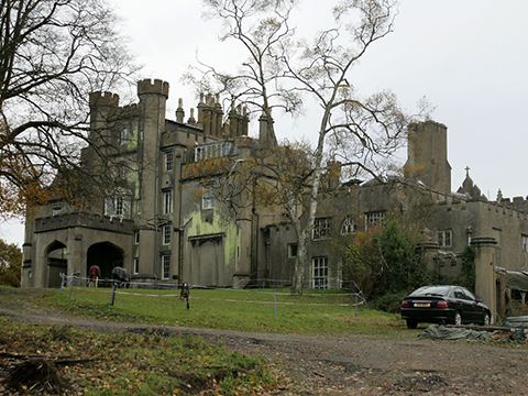 Hilfield-Castle