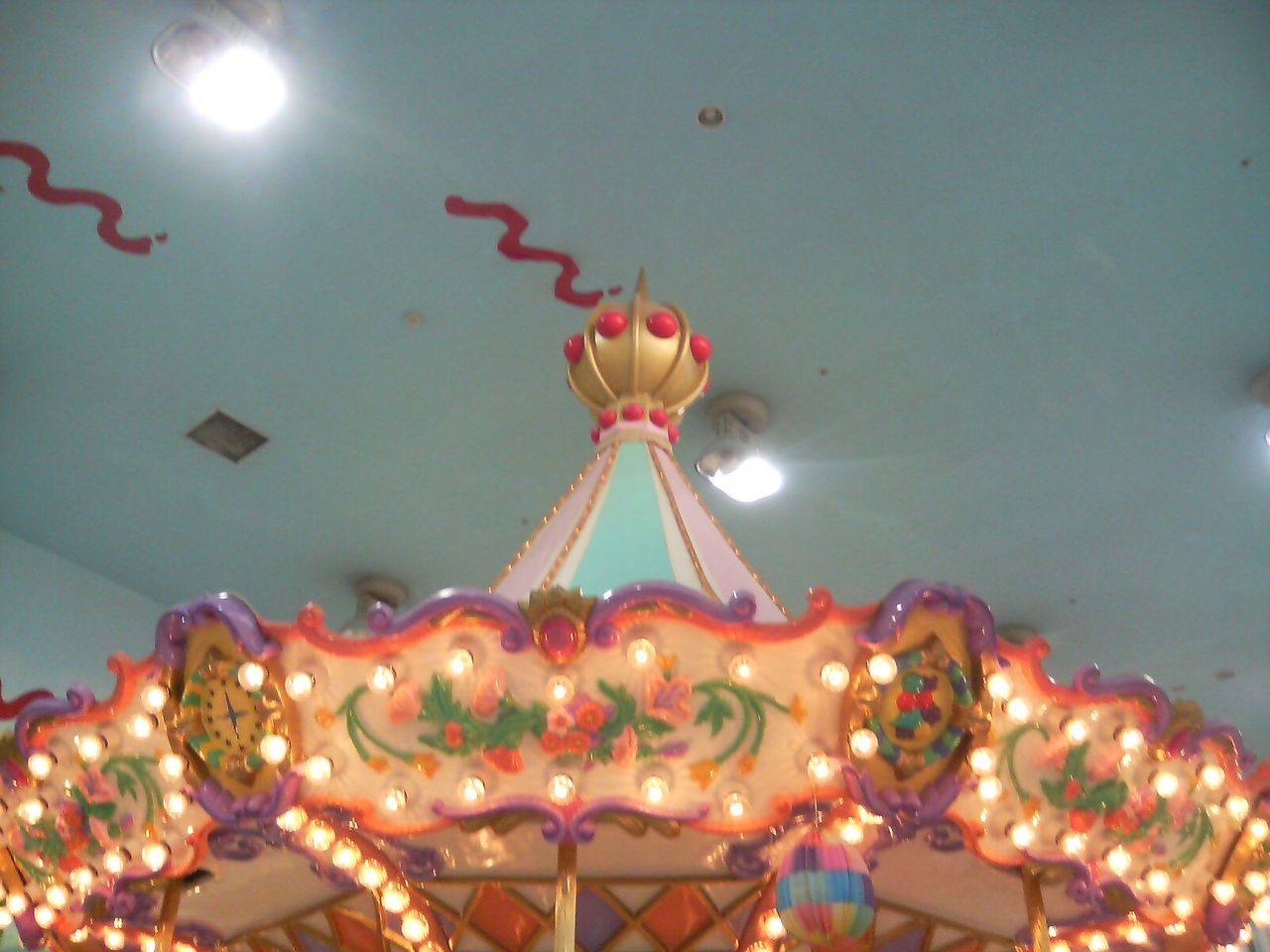 アル プラザ小杉 富山県射水市 メリーゴーランド メリーゴーラウンド 研究家ルートヴィヒ ヴァン 1998 メリーゴーランドの旅 Sober Curious ソバーキュリアス