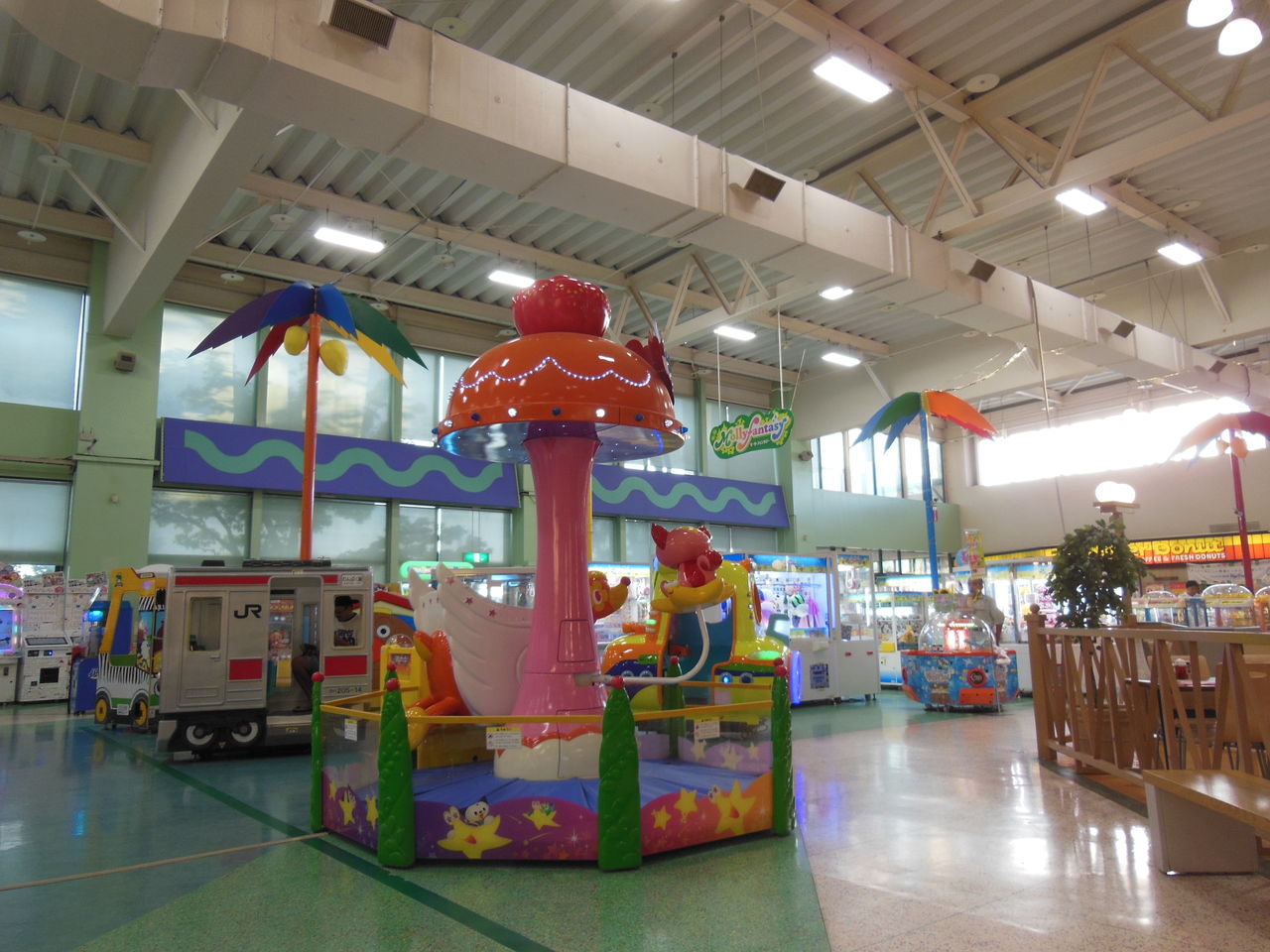 イオン酒田南 山形県酒田市 メリーゴーランド メリーゴーラウンド 研究家ルートヴィヒ ヴァン 1998 メリーゴーランドの旅 Sober Curious ソバーキュリアス