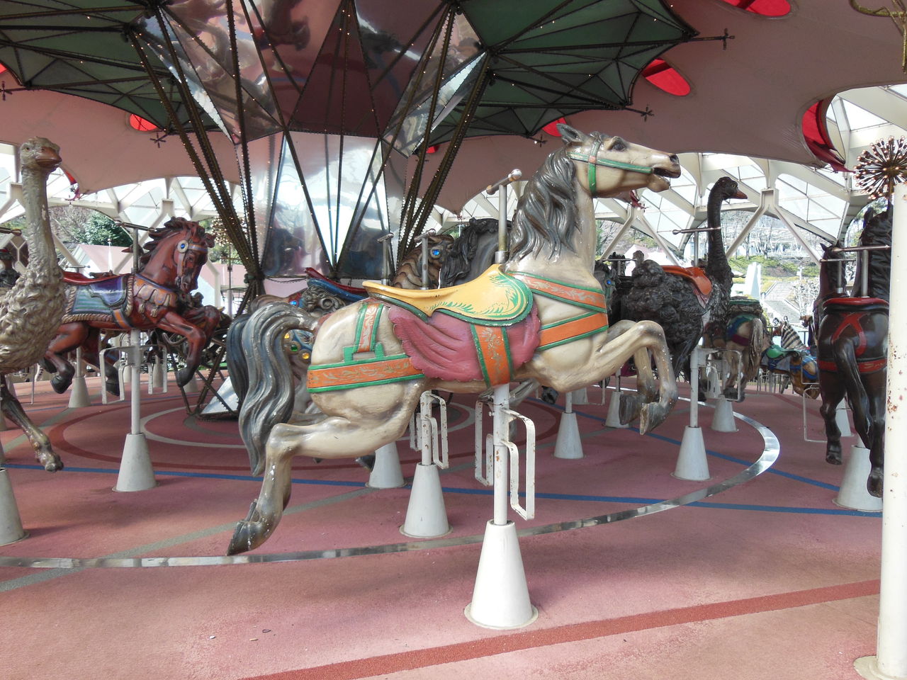 西武園ゆうえんち 埼玉県所沢市 メリーゴーランド メリーゴーラウンド 研究家ルートヴィヒ ヴァン 1998 メリーゴーランドの旅 Sober Curious ソバーキュリアス