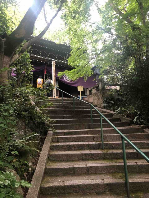 長楽寺_お堂への階段