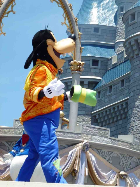 WDW_Dream Along With Mickey_グーフィー