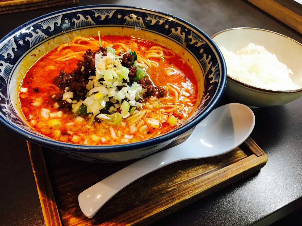 三重 四日市で名物グルメ担々麺 もちもち水餃子を堪能