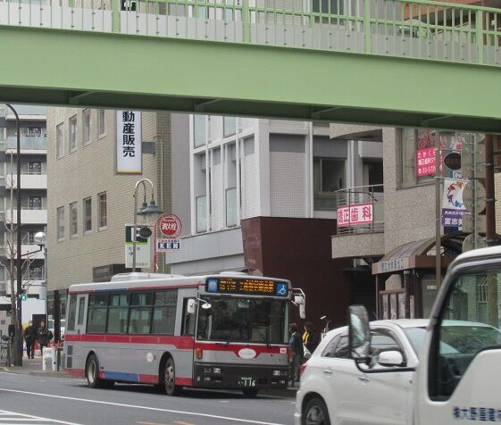 バスの旅 都立01系統 等12系統 で成城学園前駅まで往復 絡み合う路線を堪能 線路日記 線路巡礼 バスの旅 都立01系統 等12系統 で成城学園前駅まで往復 絡み合う路線を堪能 線路日記 線路巡礼