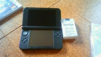 上画面の液晶が割れてしまった3DSLLを当日修理いたしました