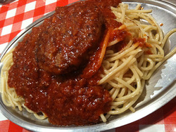 スパゲティーのパンチョ ミートソース ハンバーグ