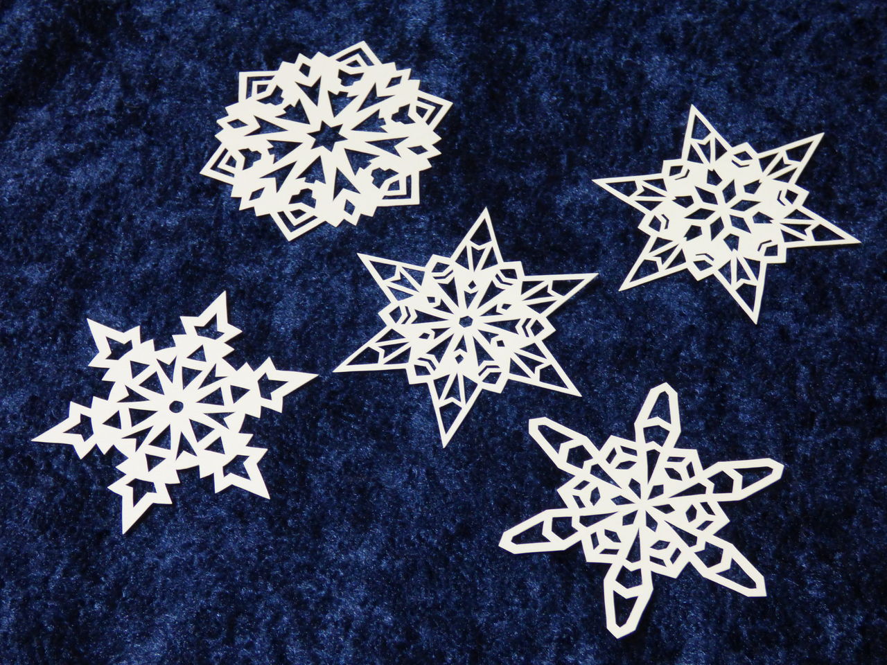 切り絵 ならば Lupis るぴす 演読 朗読 音と心と想像と