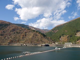 色づく山々1