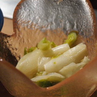 �ͤ��Ф���