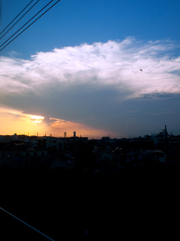 夕暮れ。
